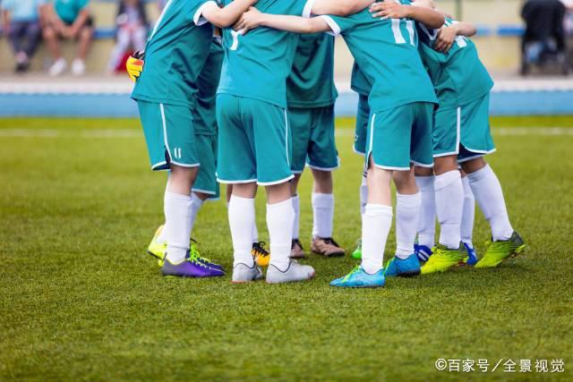篮球场上竟然在打排球？FIBA分享趣味片段引关注